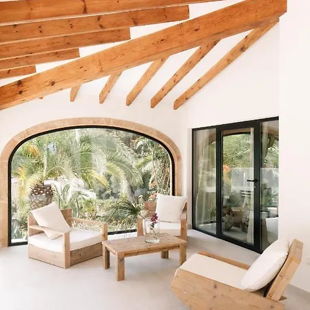 Ribono - The Stay Residences By Jessica Bataille Villa *